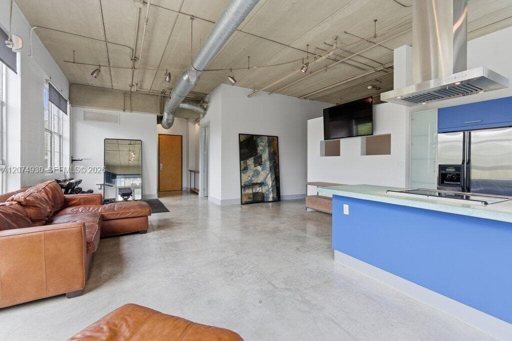 425 N Andrews Ave # 202, Fort Lauderdale, FL 33301 photo 5
