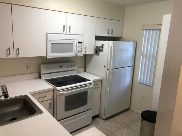 2236 N CYPRESS BEND Drive # 106, Pompano Beach, FL 33069 photo 4