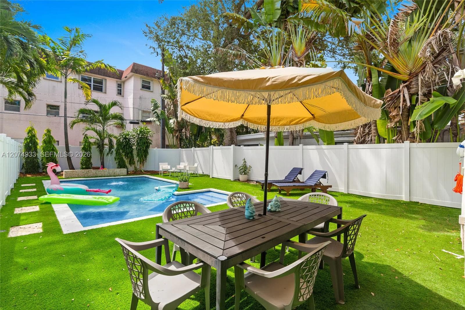 650 N Rio Vista Blvd, Fort Lauderdale, FL 33301