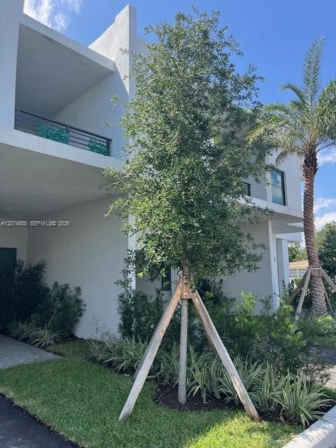 2511 Pierce st # 4, Hollywood, FL 33020 photo 2