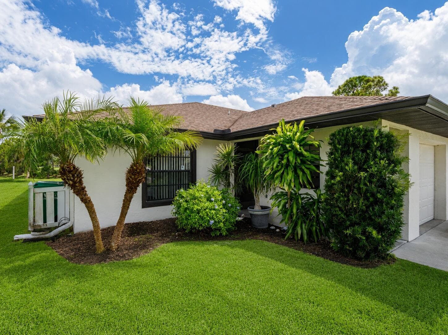 307 S WIMBROW Drive, Sebastian, FL 32958 photo 3