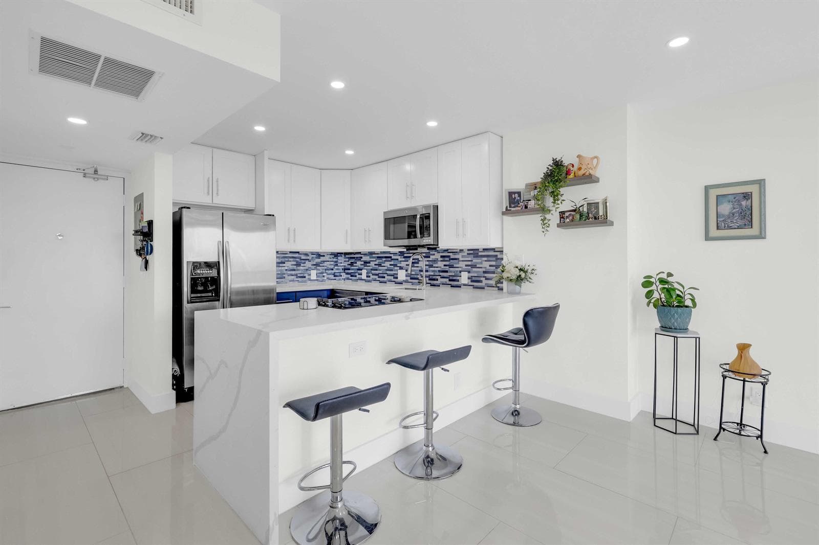 20335 W Country Club Drive # 2107, Aventura, FL 33180 photo 2