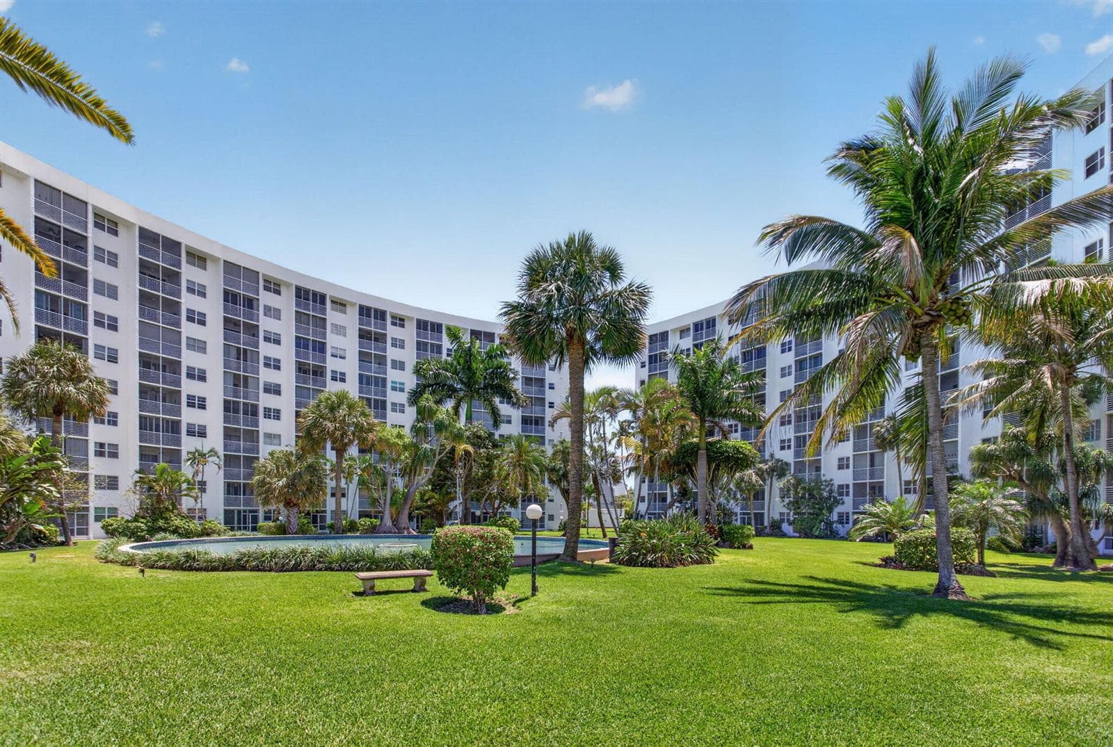 2731 NE 14TH ST Causeway # 405, Pompano Beach, FL 33062 photo 2