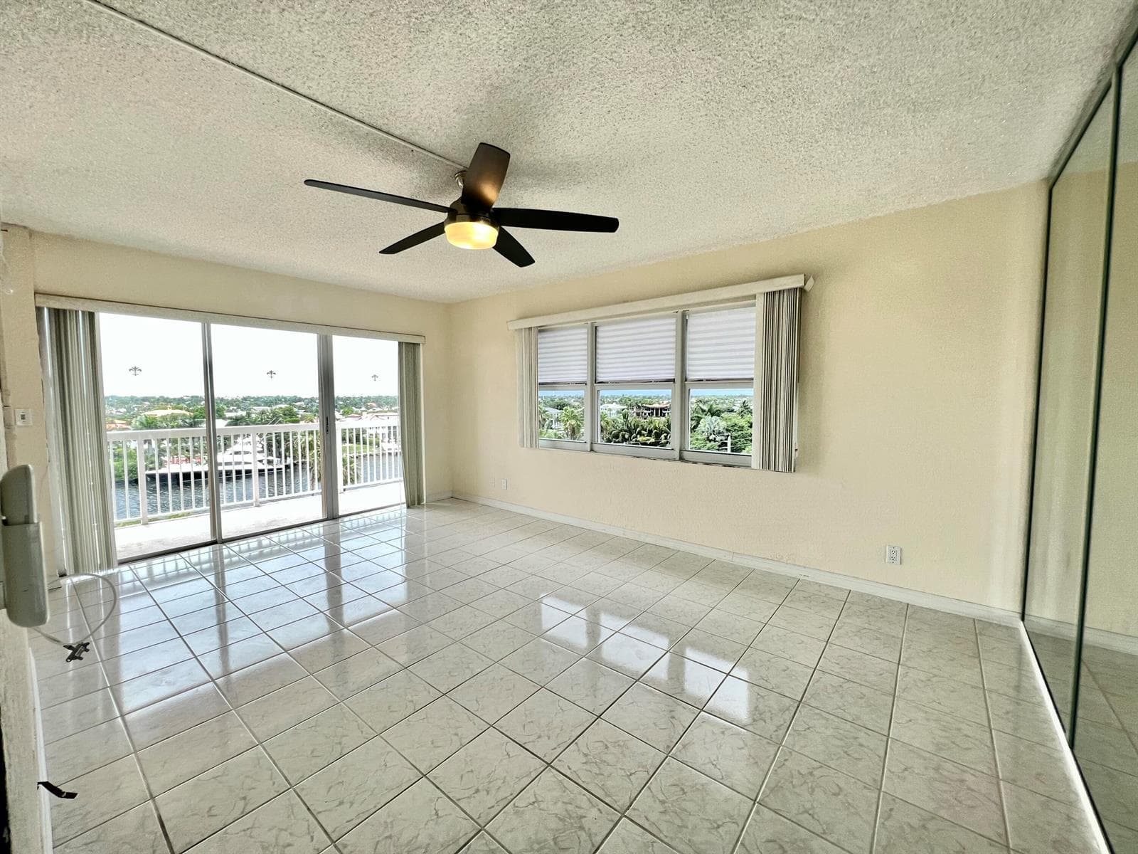 1069 Hillsboro Mile # 606, Hillsboro Beach, FL 33062 photo 5