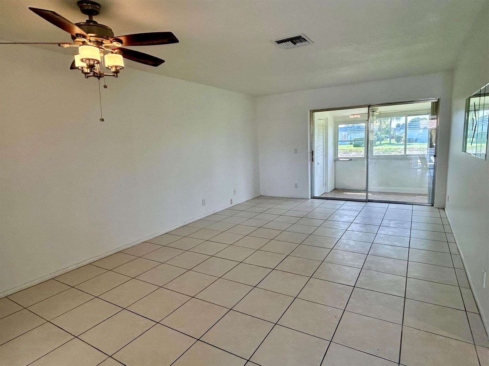 2895 CROSLEY Drive W # C, West Palm Beach, FL 33415 photo 4