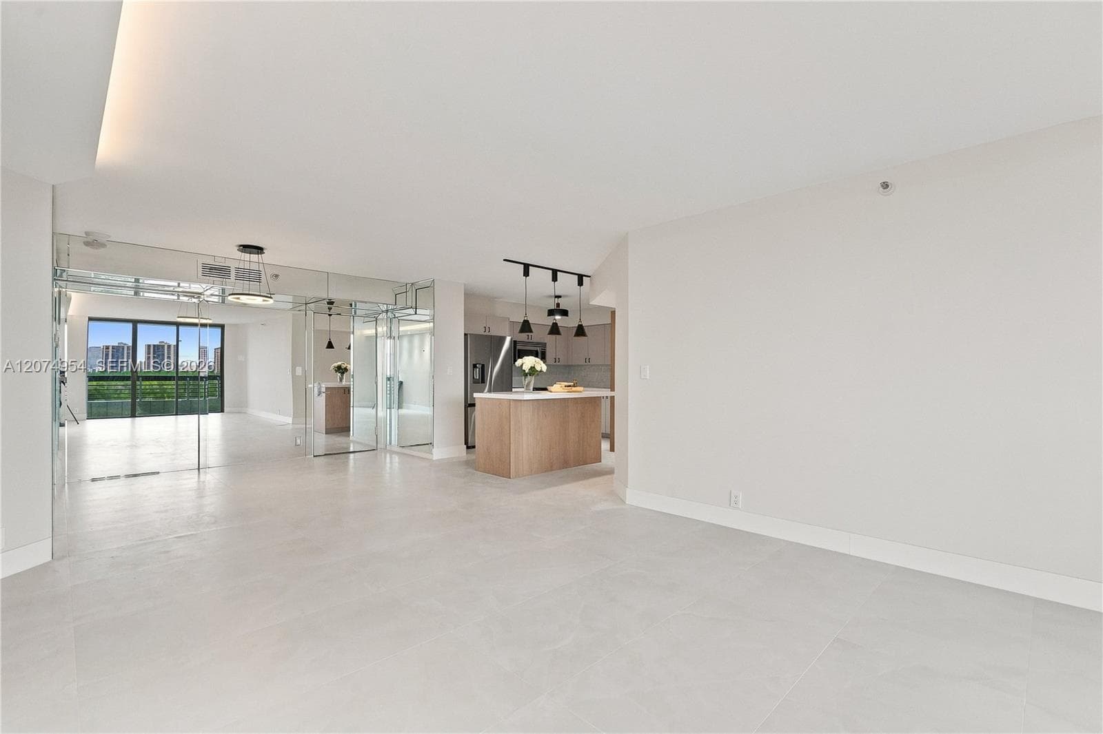 3530 Mystic Pointe Dr # 808, Aventura, FL 33180 photo 5