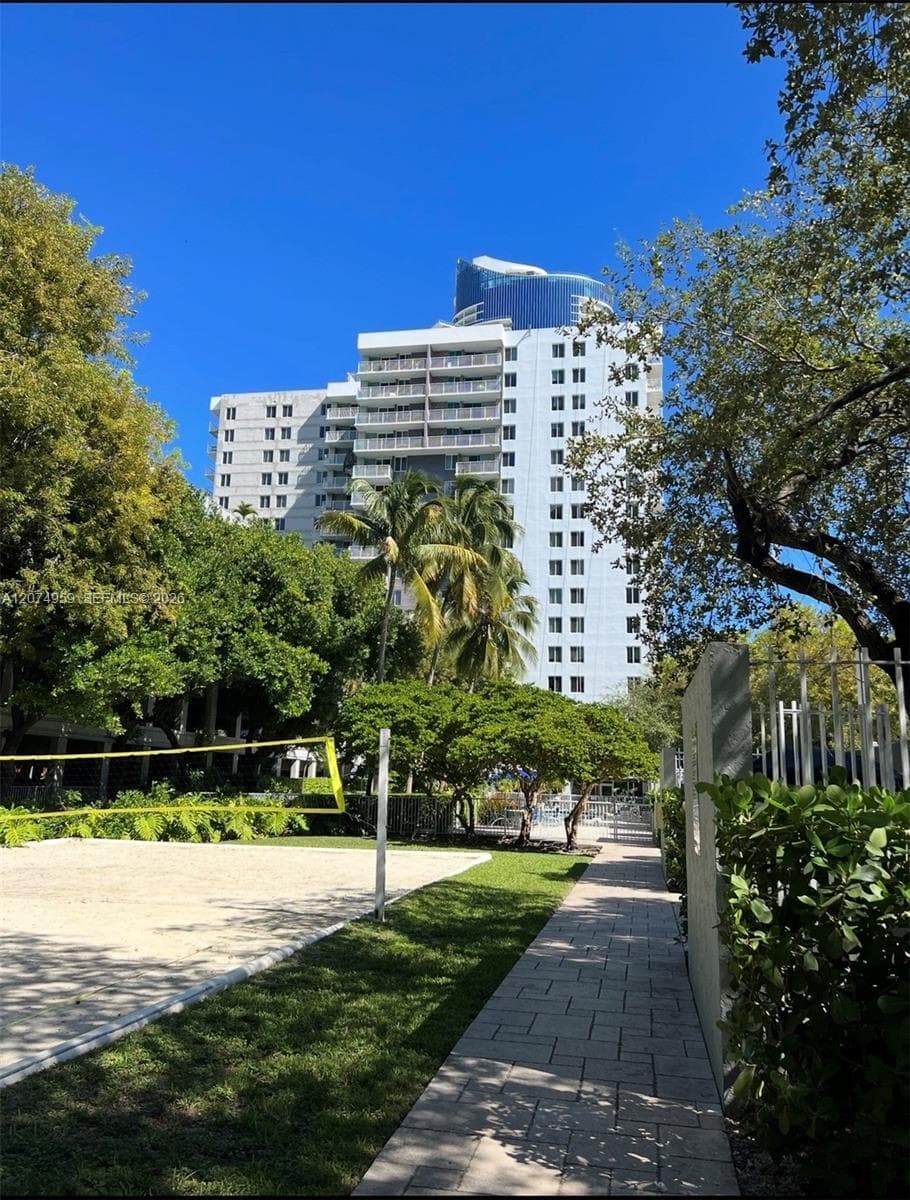 850 N Miami Ave # W-506, Miami, FL 33136