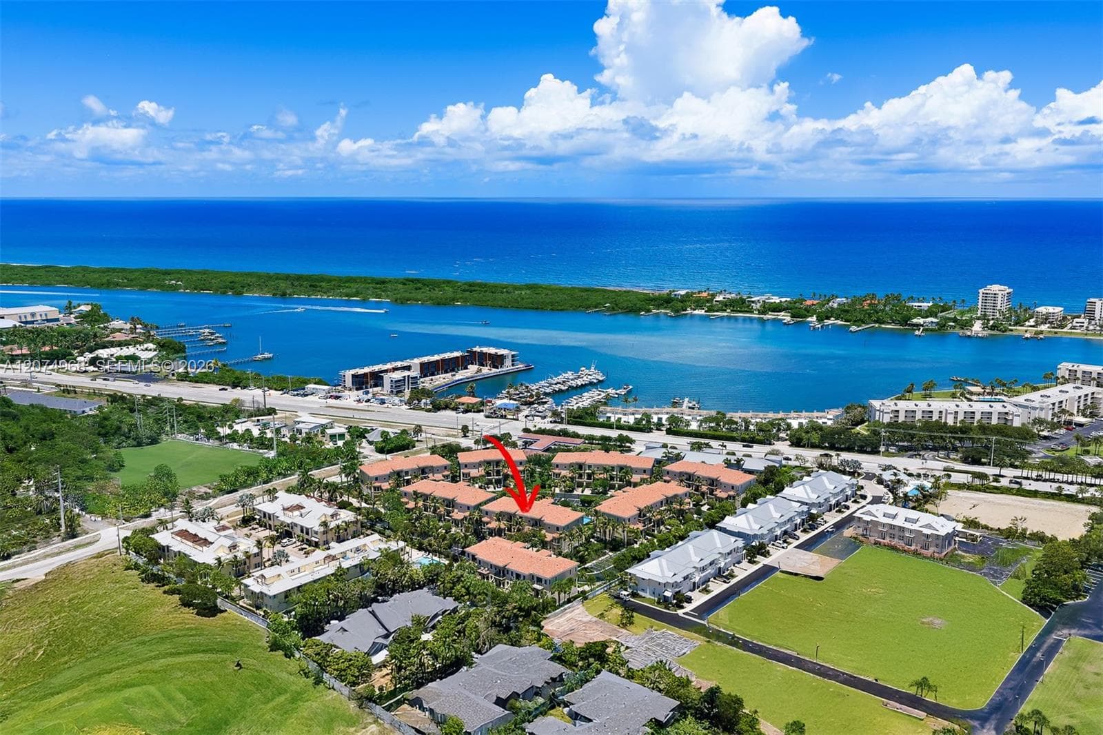 703 Del Sol Cir # 703, Tequesta, FL 33469 photo 2