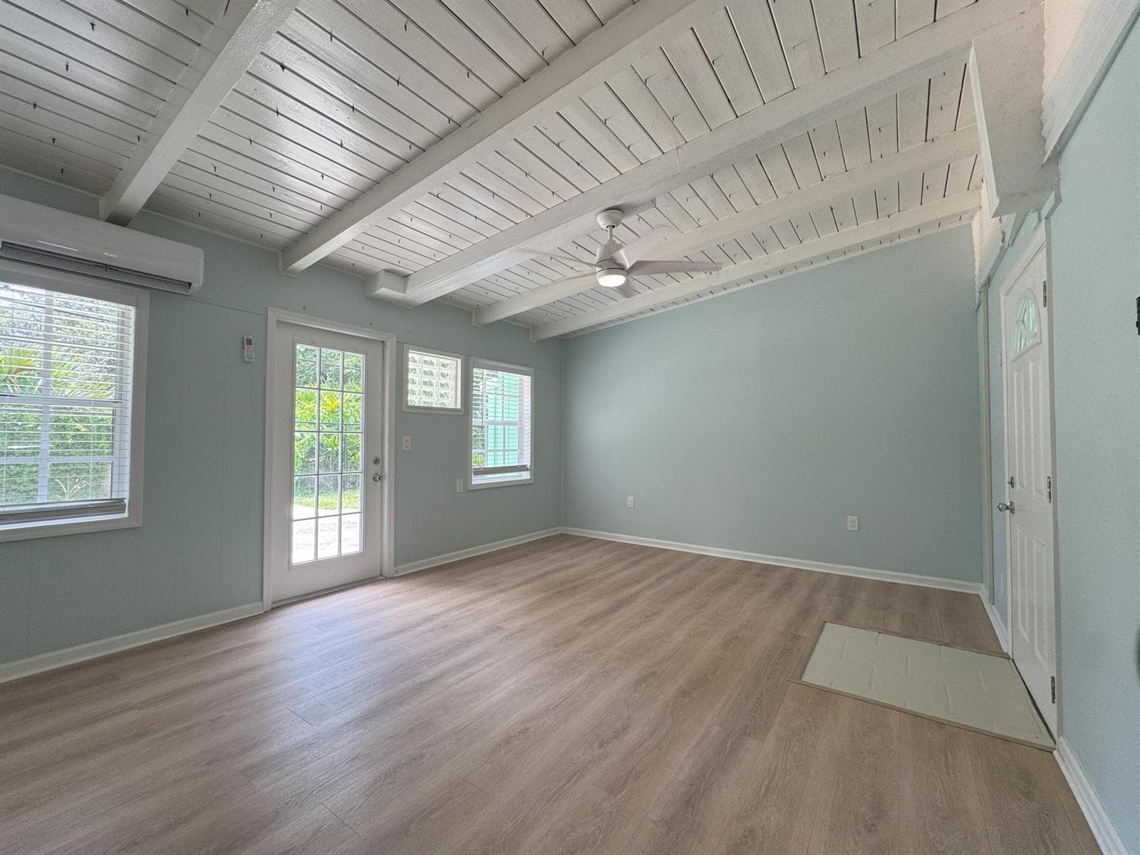 2204 PONCE DE LEON Circle # 3, Vero Beach, FL 32960 photo 4