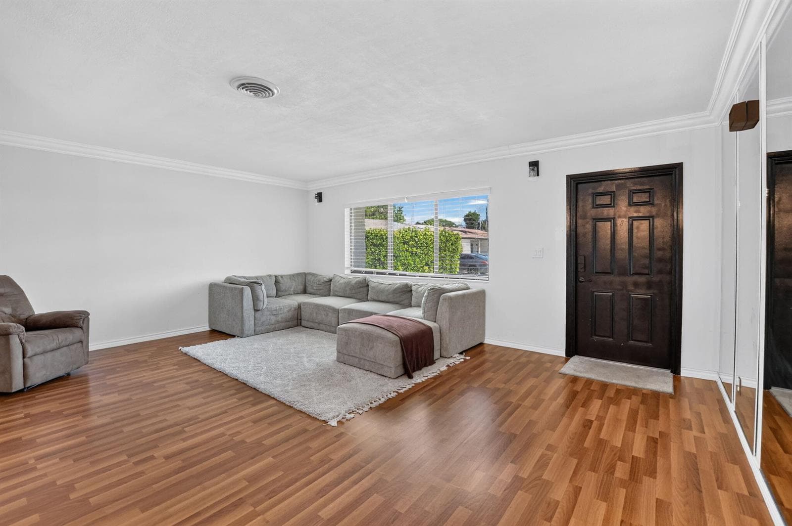 308 SE 2nd Street, Deerfield Beach, FL 33441 photo 3