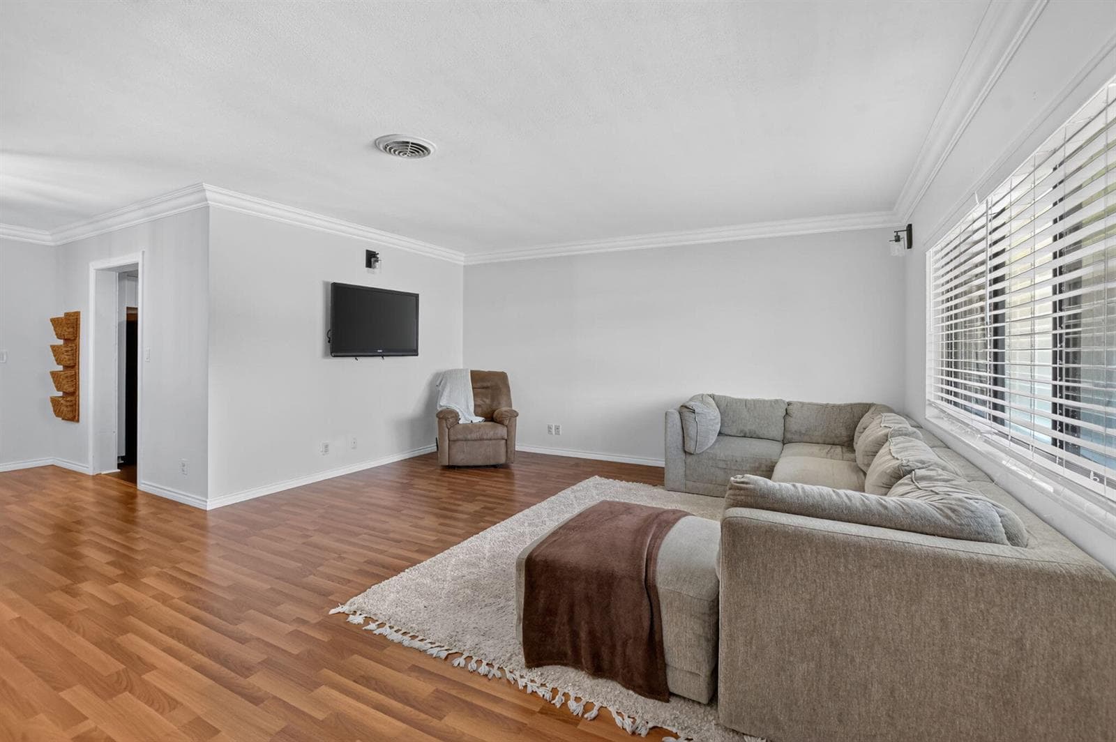 308 SE 2nd Street, Deerfield Beach, FL 33441 photo 4