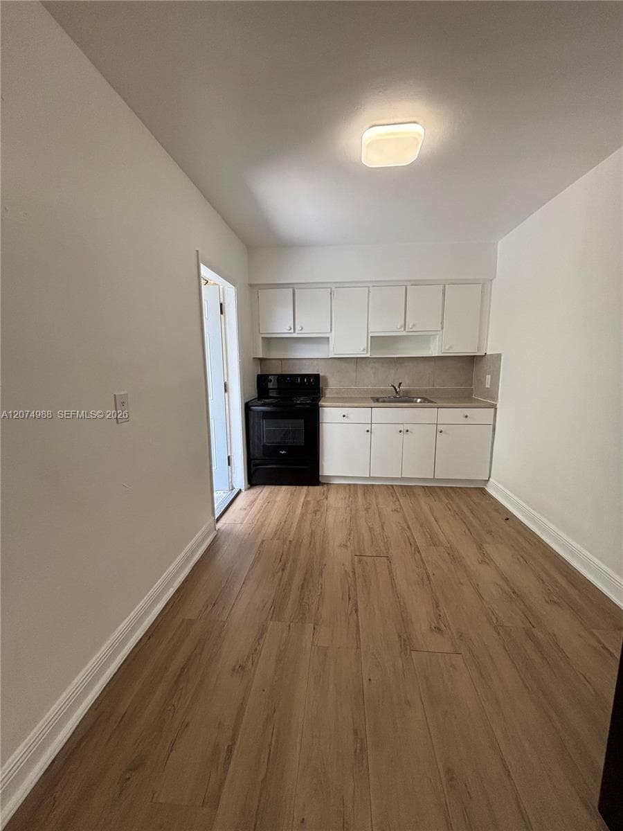 951 SW 5th St # 1, Miami, FL 33130