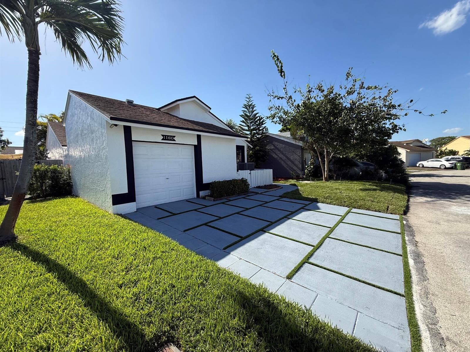 1160 SW 111th Avenue, Pembroke Pines, FL 33025 photo 3