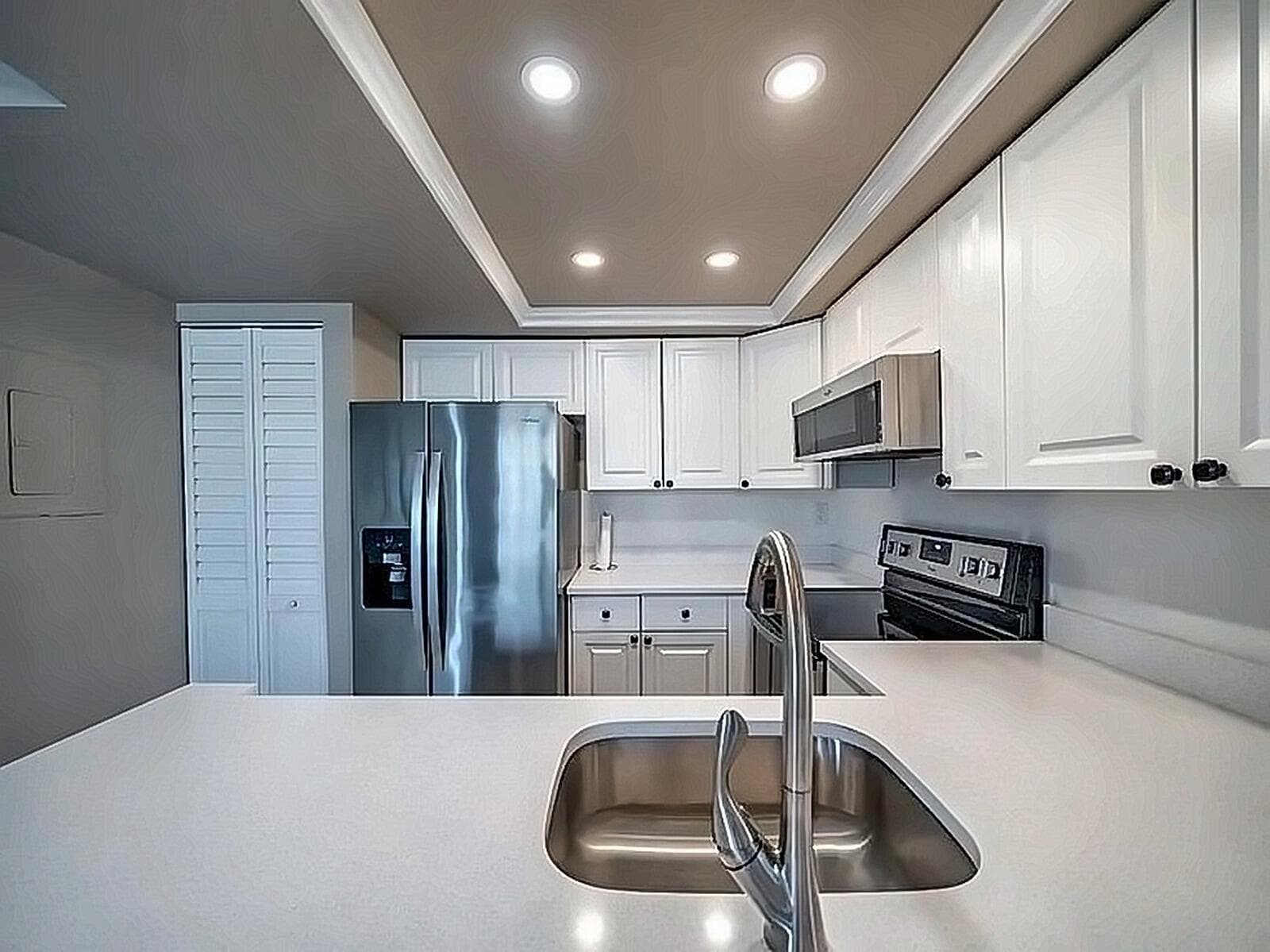 708 Executive Center Drive # 12, West Palm Beach, FL 33401 photo 3