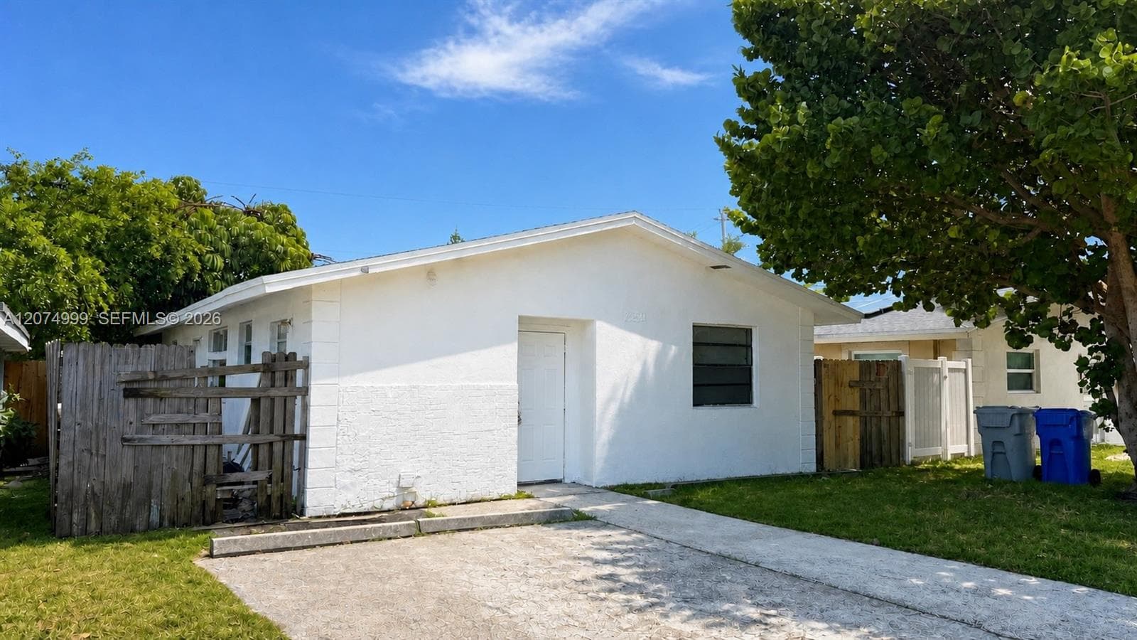 2250 NW 4th Ct, Pompano Beach, FL 33069 photo 3