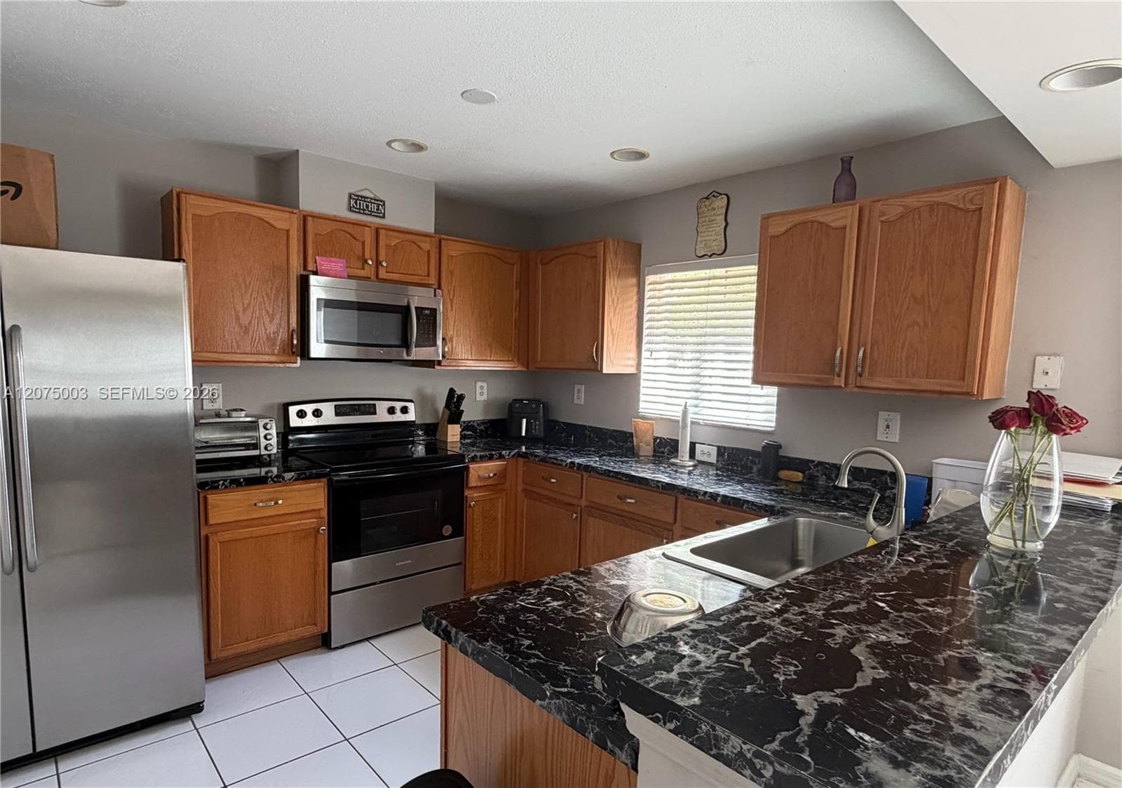 2403 SW 106th Ave, Miramar, FL 33025 photo 2
