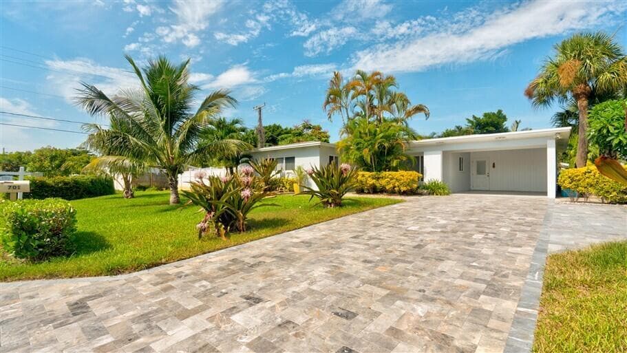 701 SE 1ST Street, Boynton Beach, FL 33435 photo 4
