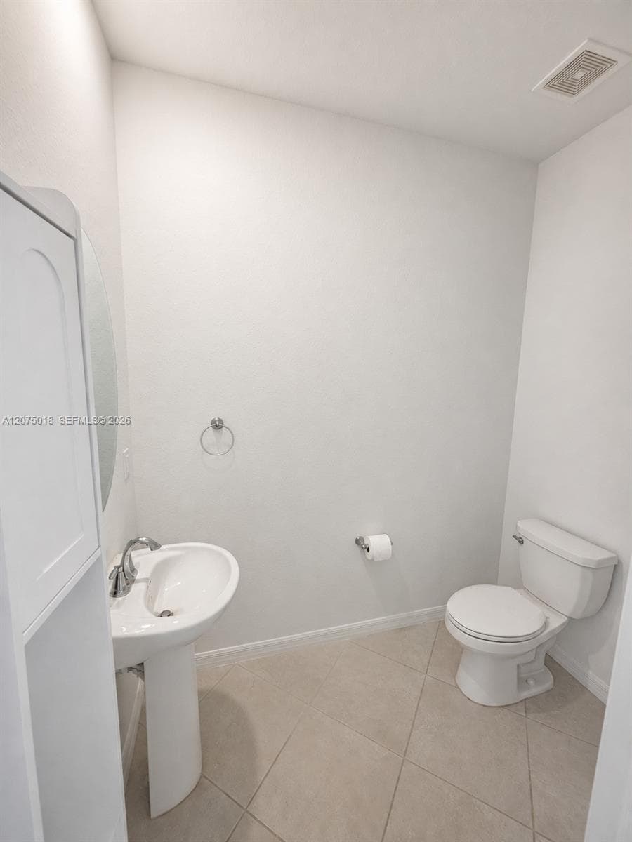 2884 Citrus St, Naples, FL 34120 photo 5