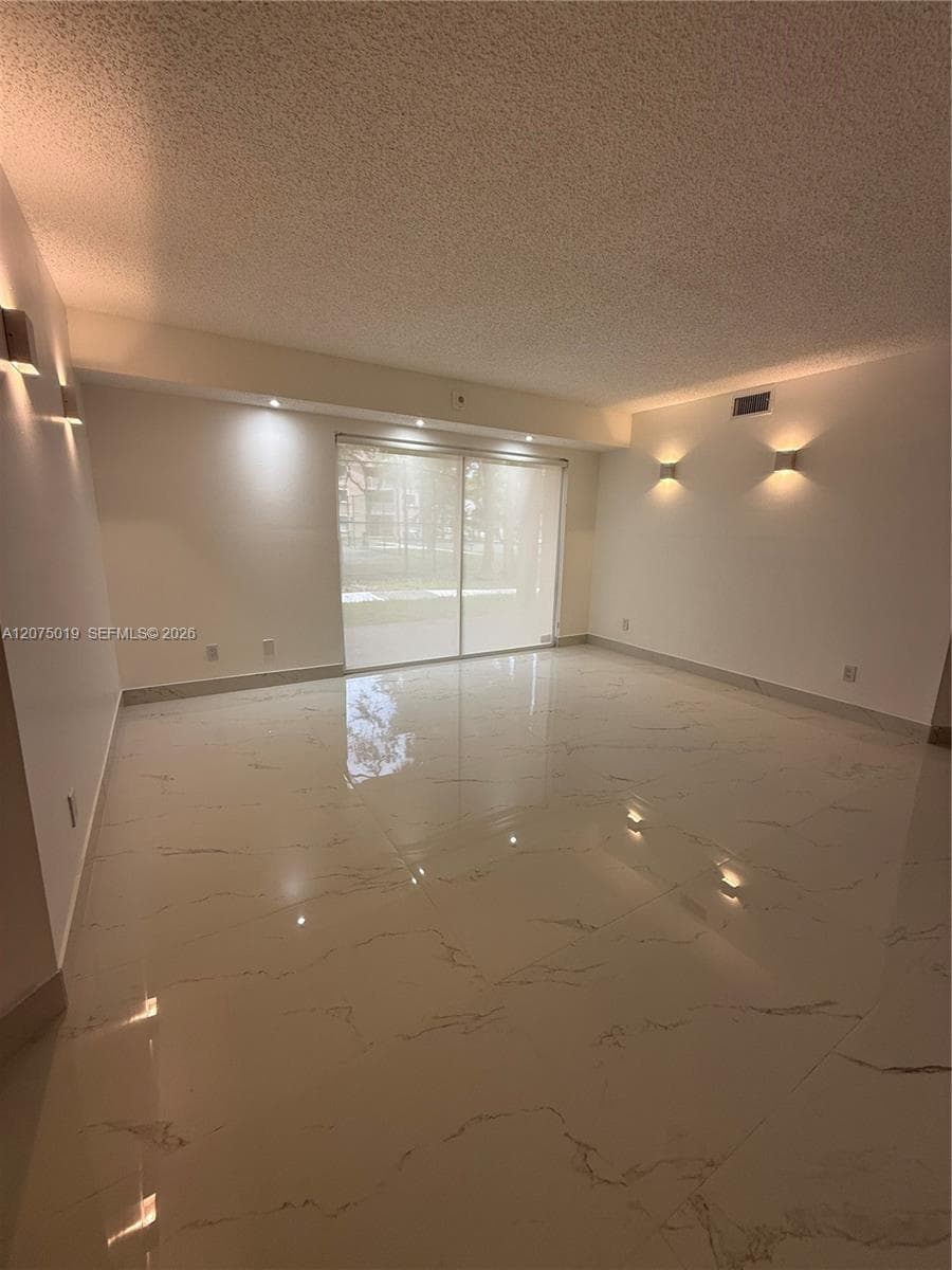 15781 SW 106th Ter # 104, Miami, FL 33196 photo 4