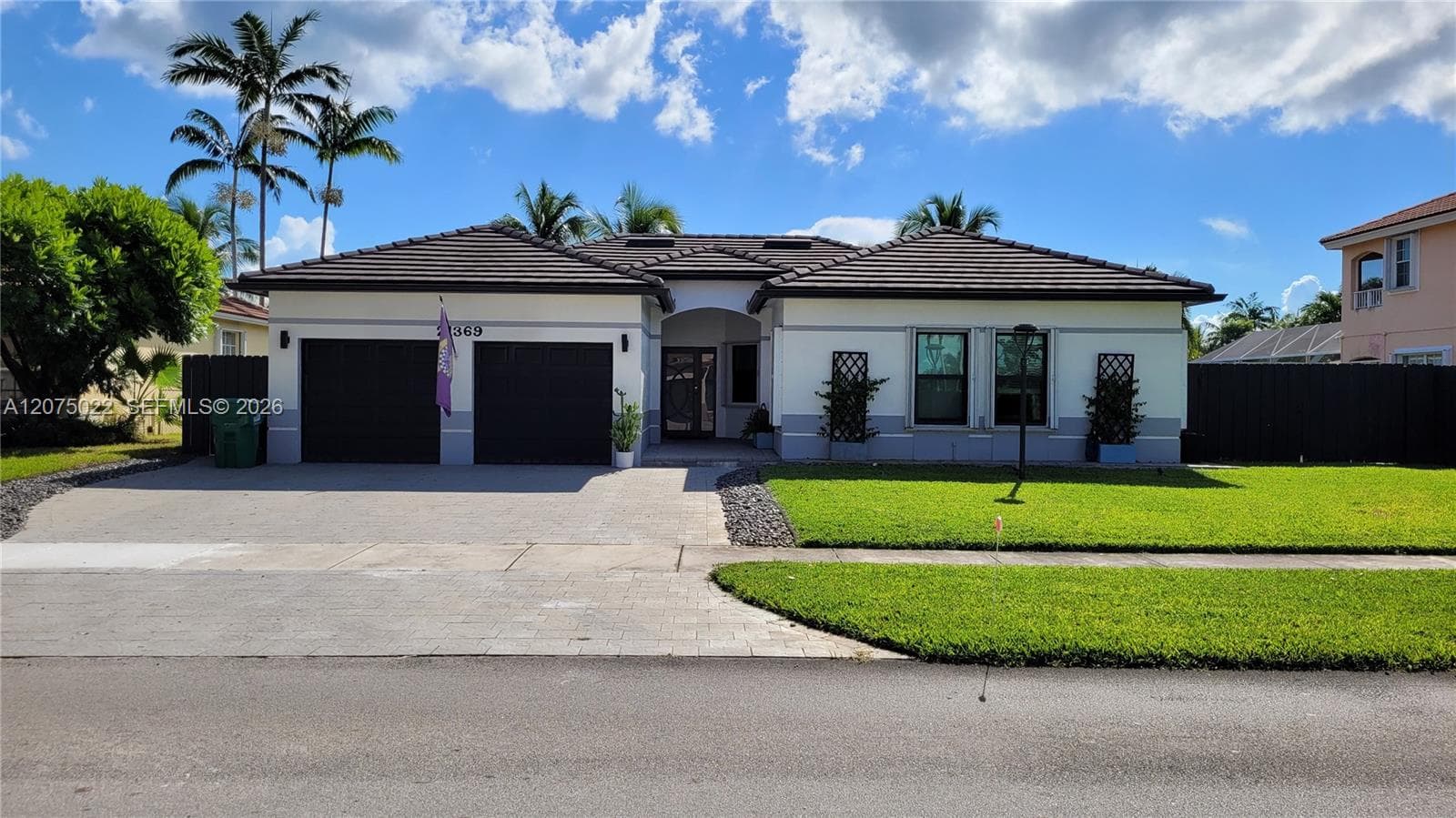 21369 SW 92nd Ave, Cutler Bay, FL 33189 photo 2