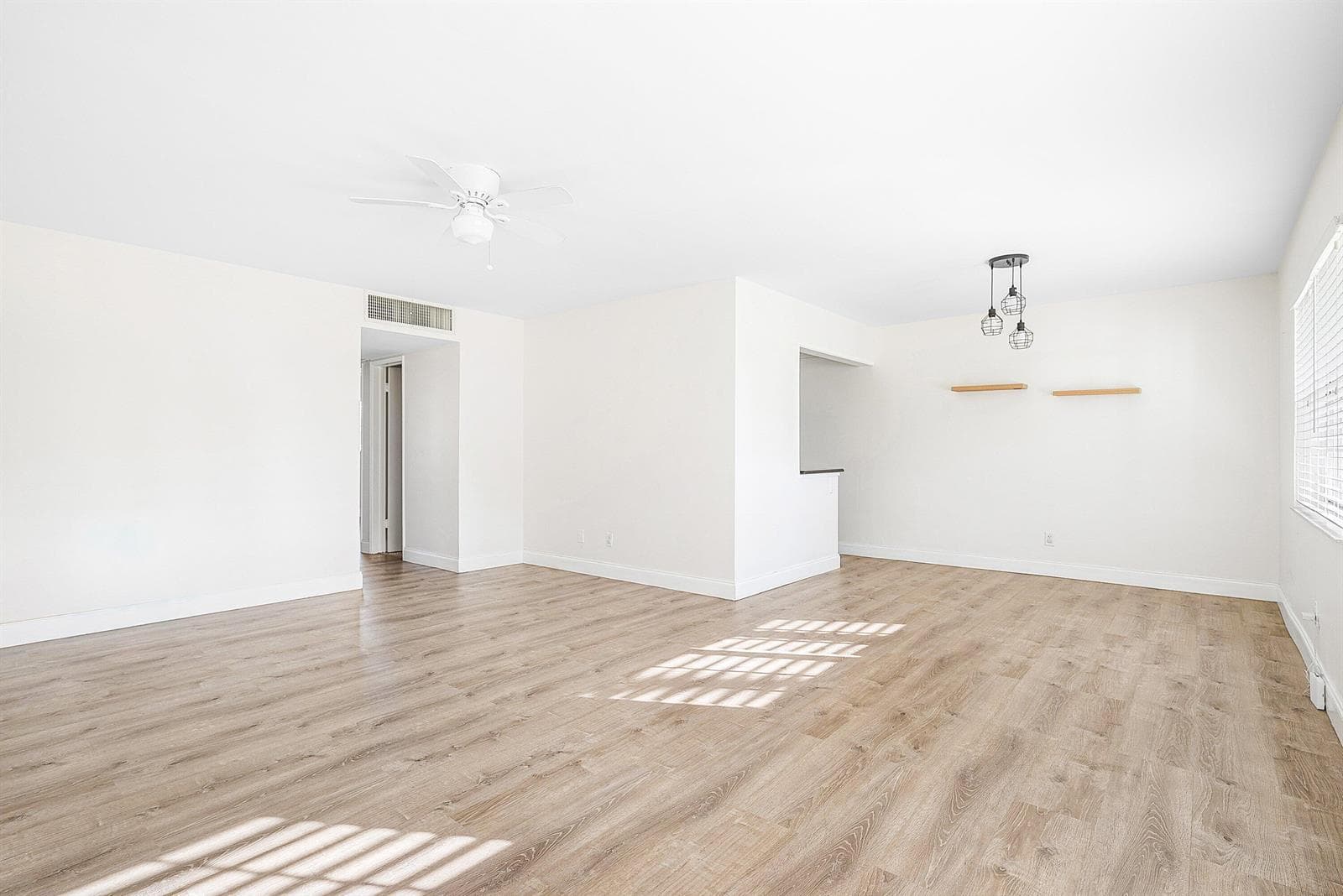 2455 NE 51st Street # E102, Fort Lauderdale, FL 33308