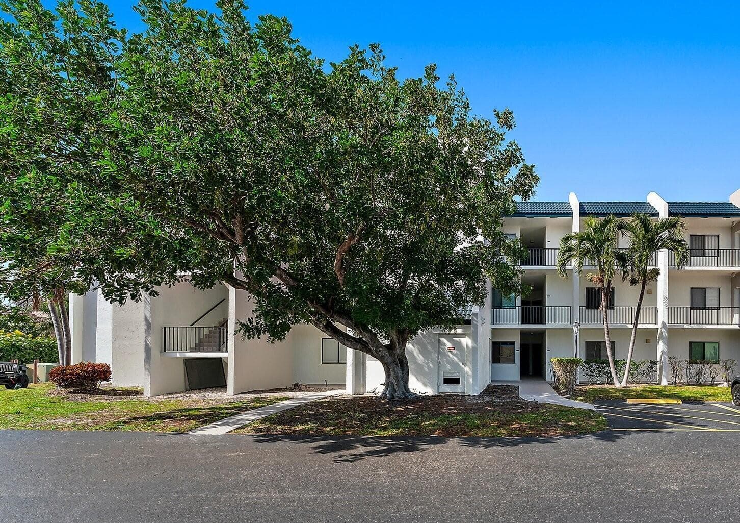1605 S Us Highway 1 # V6-104, Jupiter, FL 33477 photo 2