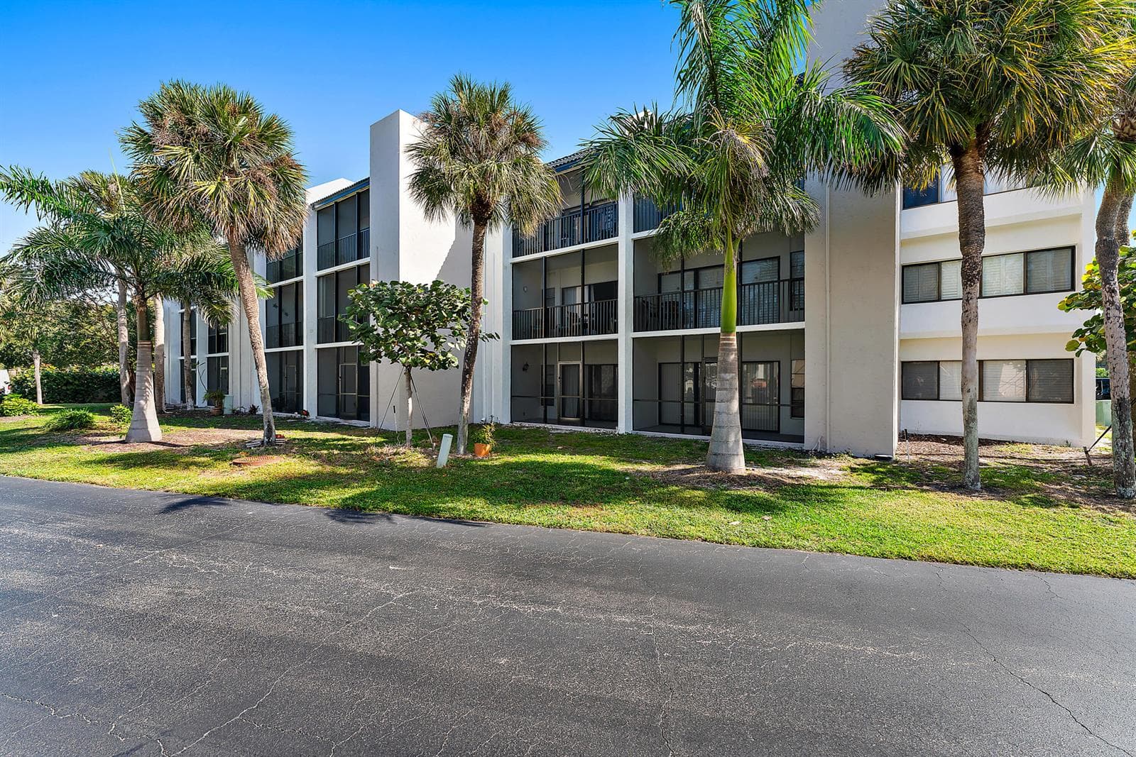 1605 S Us Highway 1 # V6-104, Jupiter, FL 33477 photo 5