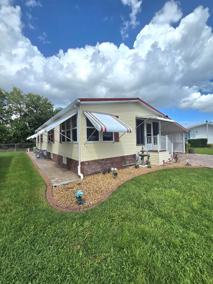 1613 SW 35TH Circle, Okeechobee, FL 34974 photo 4