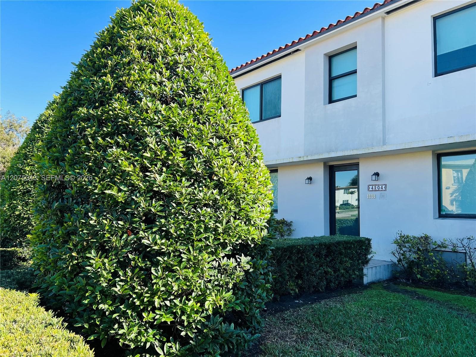 1440 SW 42nd St # 2, Miami, FL 33134 photo 2