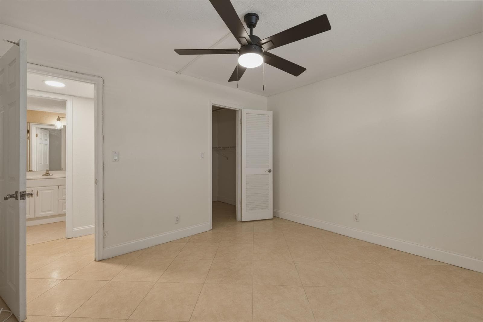 681 S Hollybrook Drive # 109, Pembroke Pines, FL 33025 photo 4