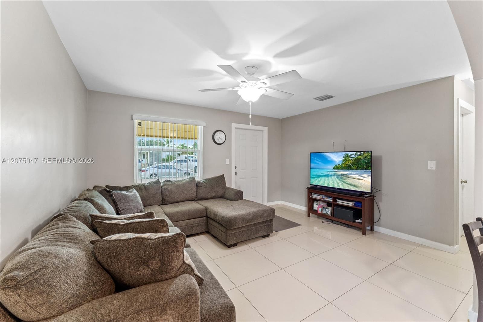 6416 Franklin St, Hollywood, FL 33024 photo 4