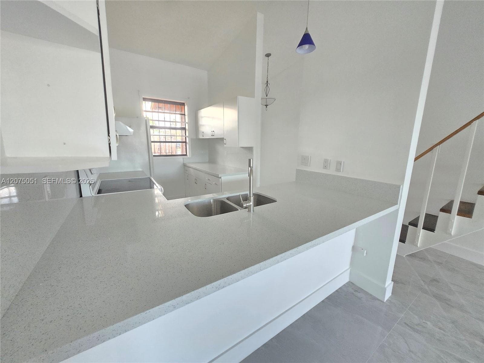 6746 NW 188th Ter, Hialeah, FL 33015 photo 5