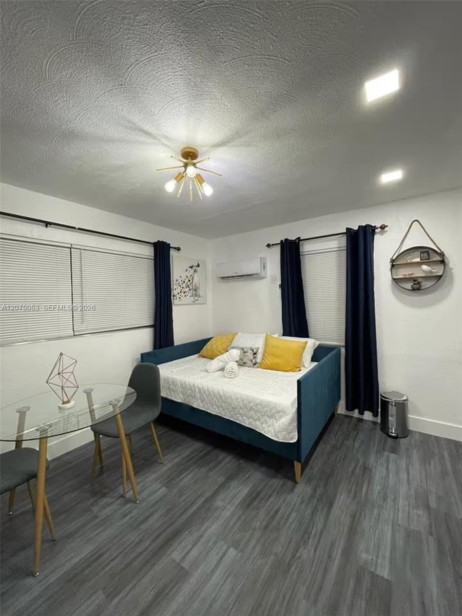 2216 Fillmore St # 4, Hollywood, FL 33020