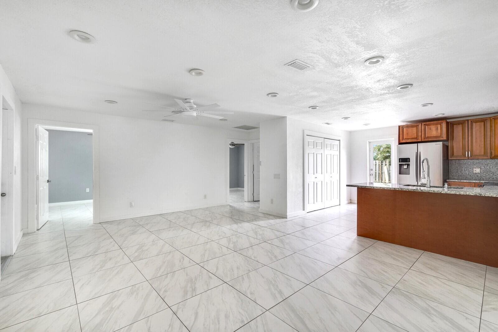 4389 BELLEWOOD Street, Palm Beach Gardens, FL 33410 photo 4
