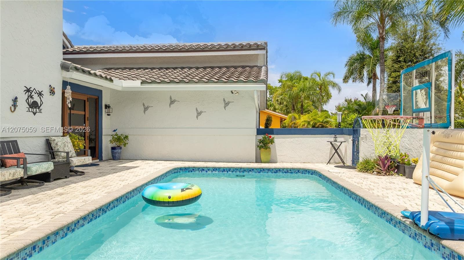 801 Mockingbird Ln, Plantation, FL 33324 photo 3