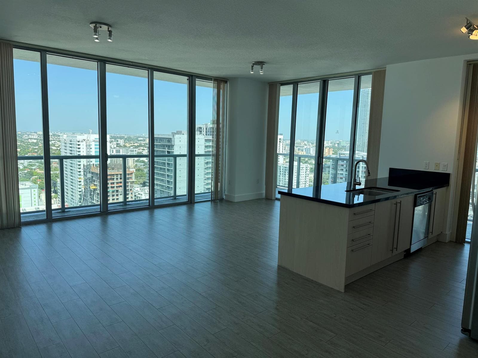 79 SW 12TH Street # 3012-S, Miami, FL 33130