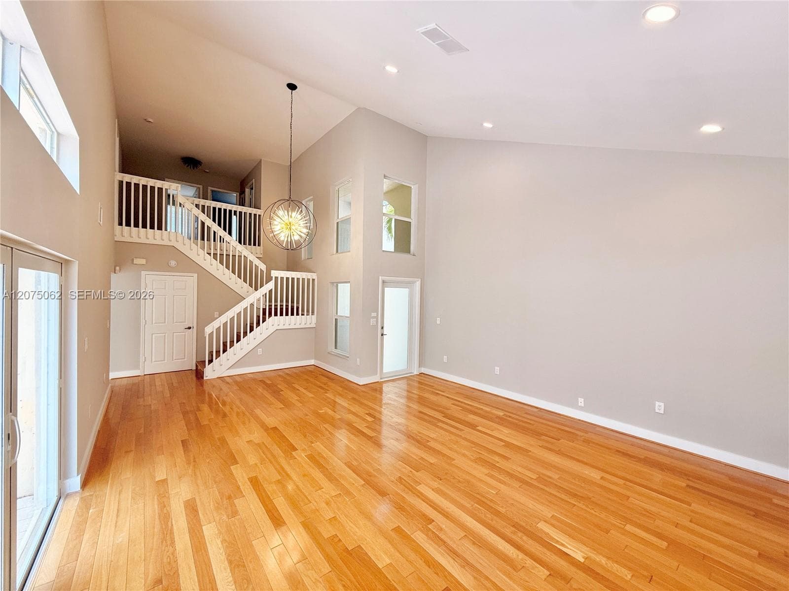 1140 Oysterwood St, Hollywood, FL 33019 photo 4