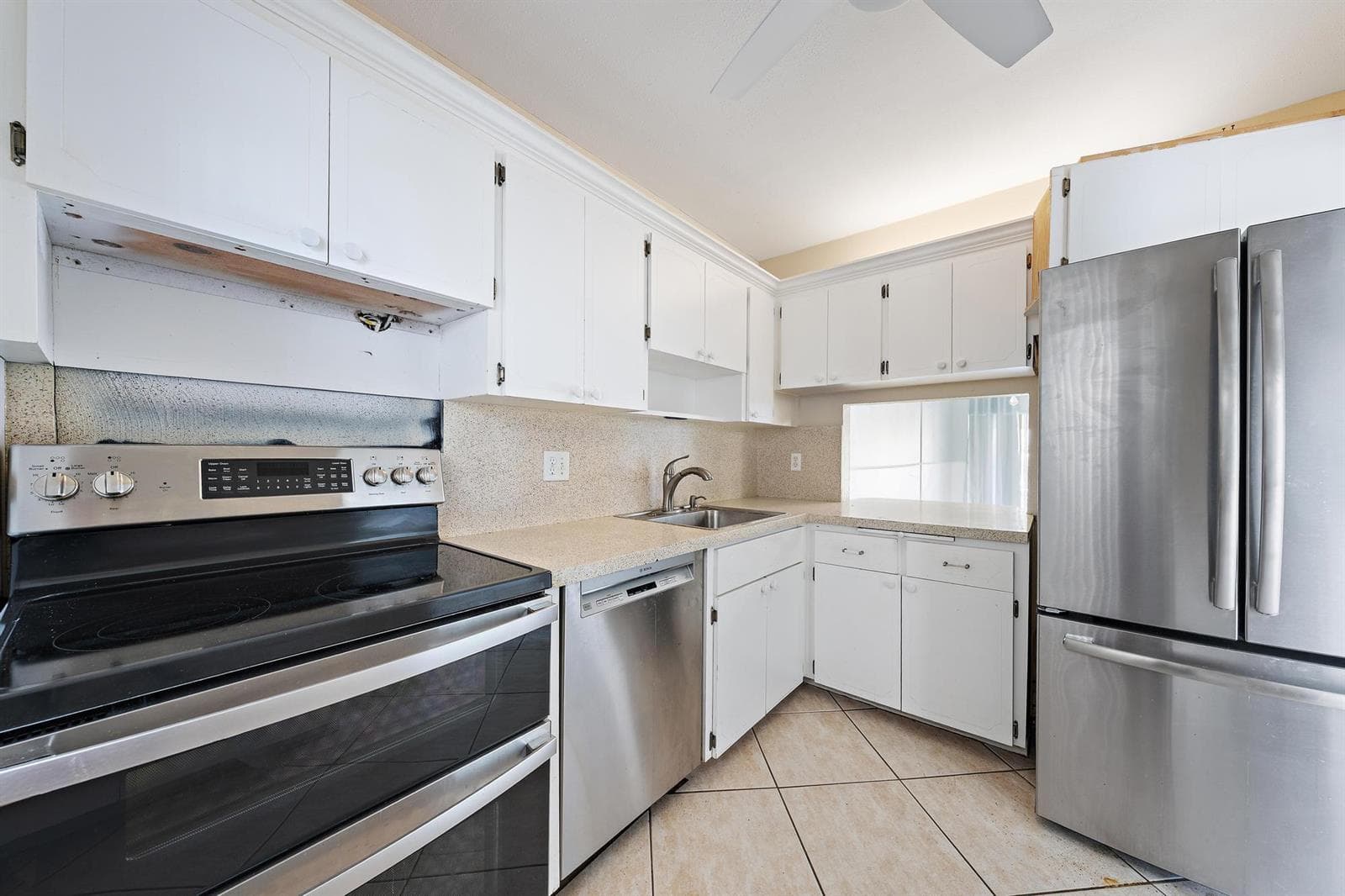 29 Yacht Club Drive # Unit 405, North Palm Beach, FL 33408 photo 2