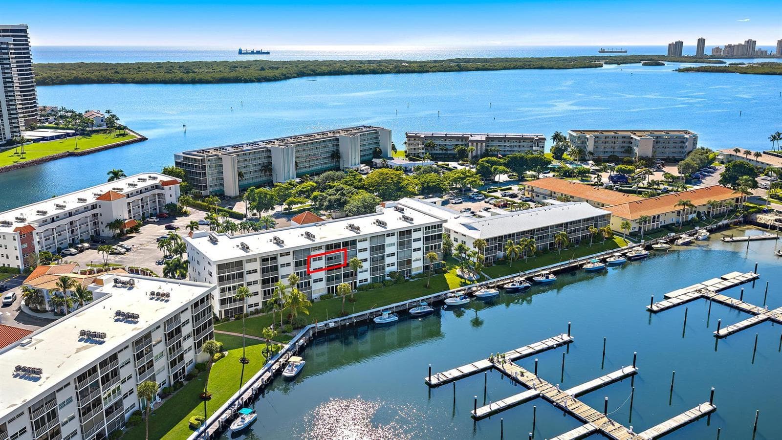 29 Yacht Club Drive # Unit 405, North Palm Beach, FL 33408