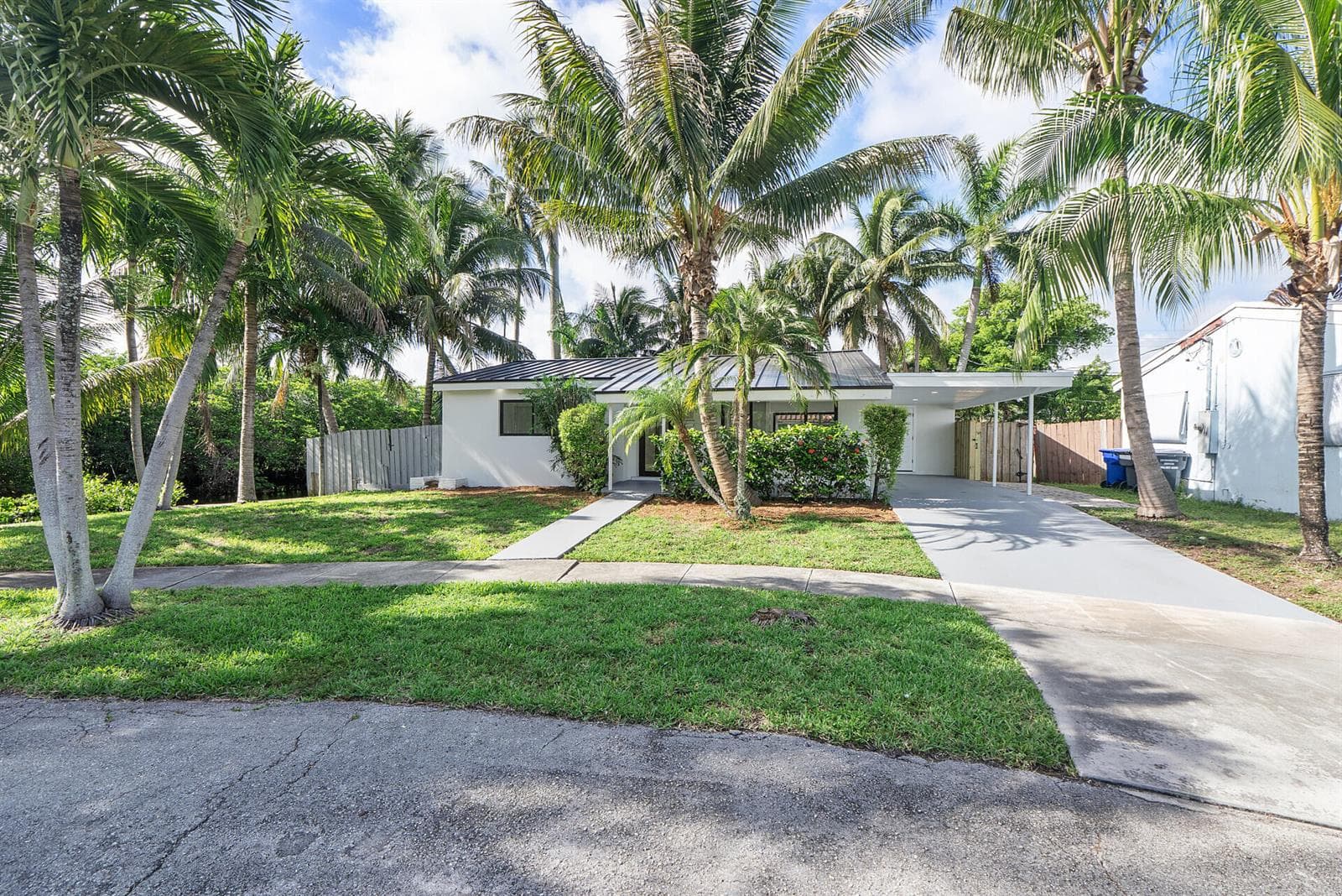 3030 ARTHUR Street, Hollywood, FL 33021 photo 2