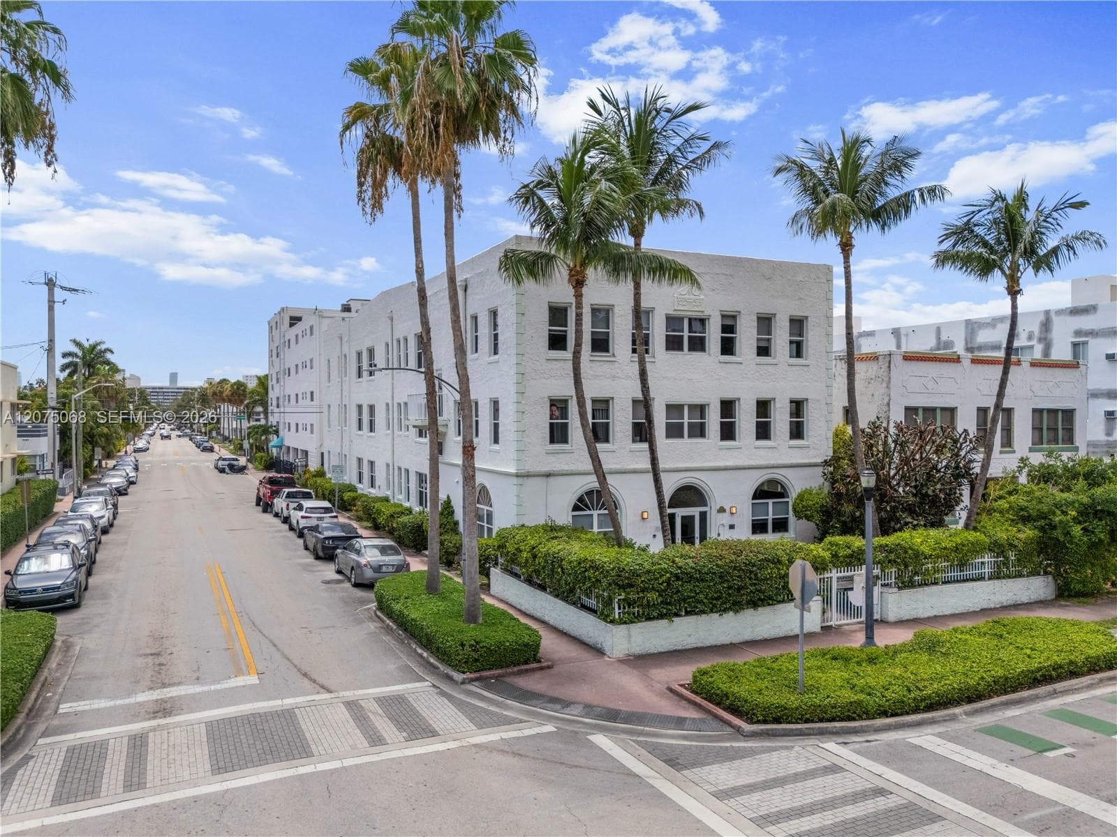 802 Euclid Ave # 305, Miami Beach, FL 33139 photo 2