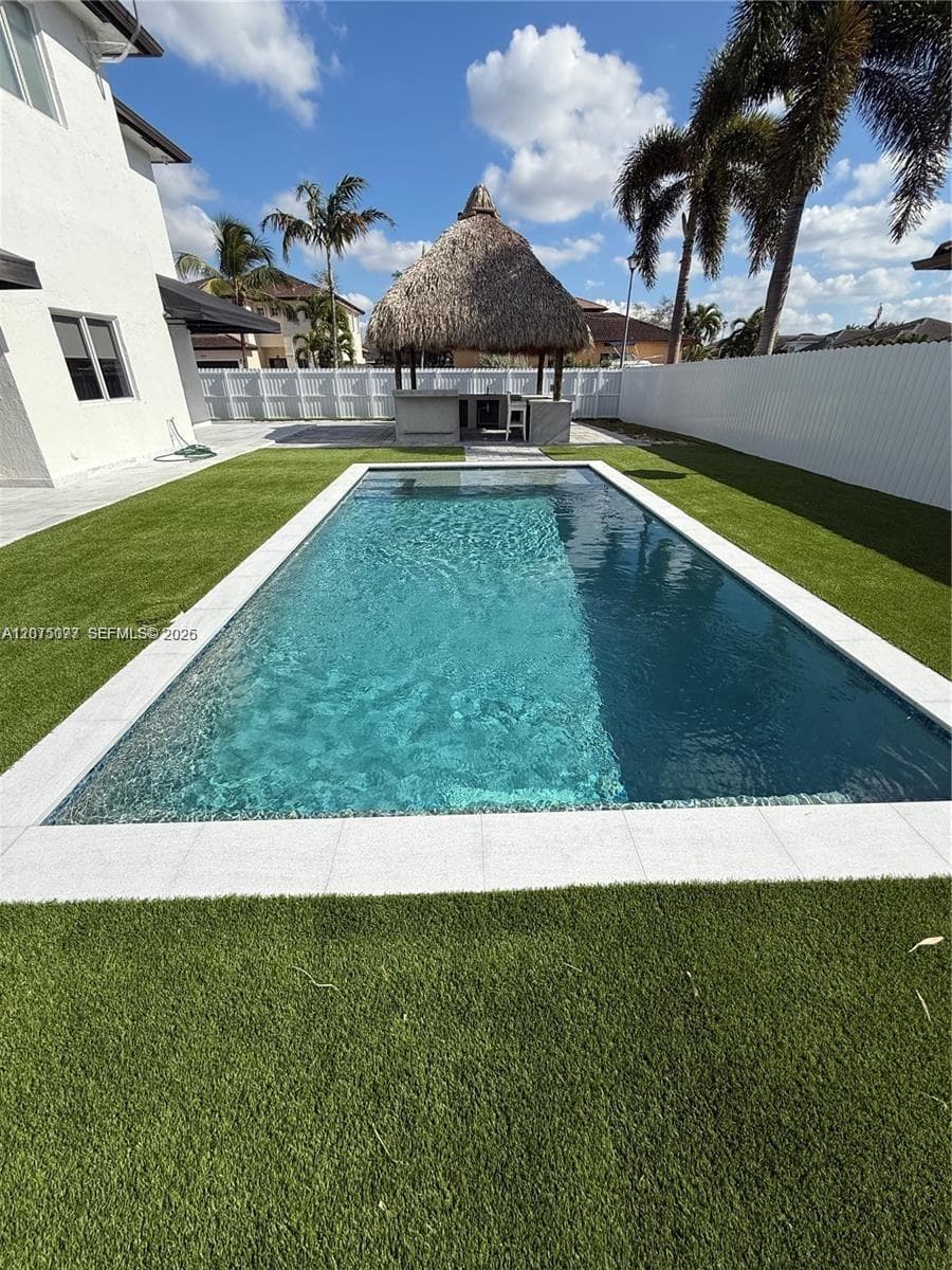 15624 SW 20th St, Miami, FL 33185 photo 3