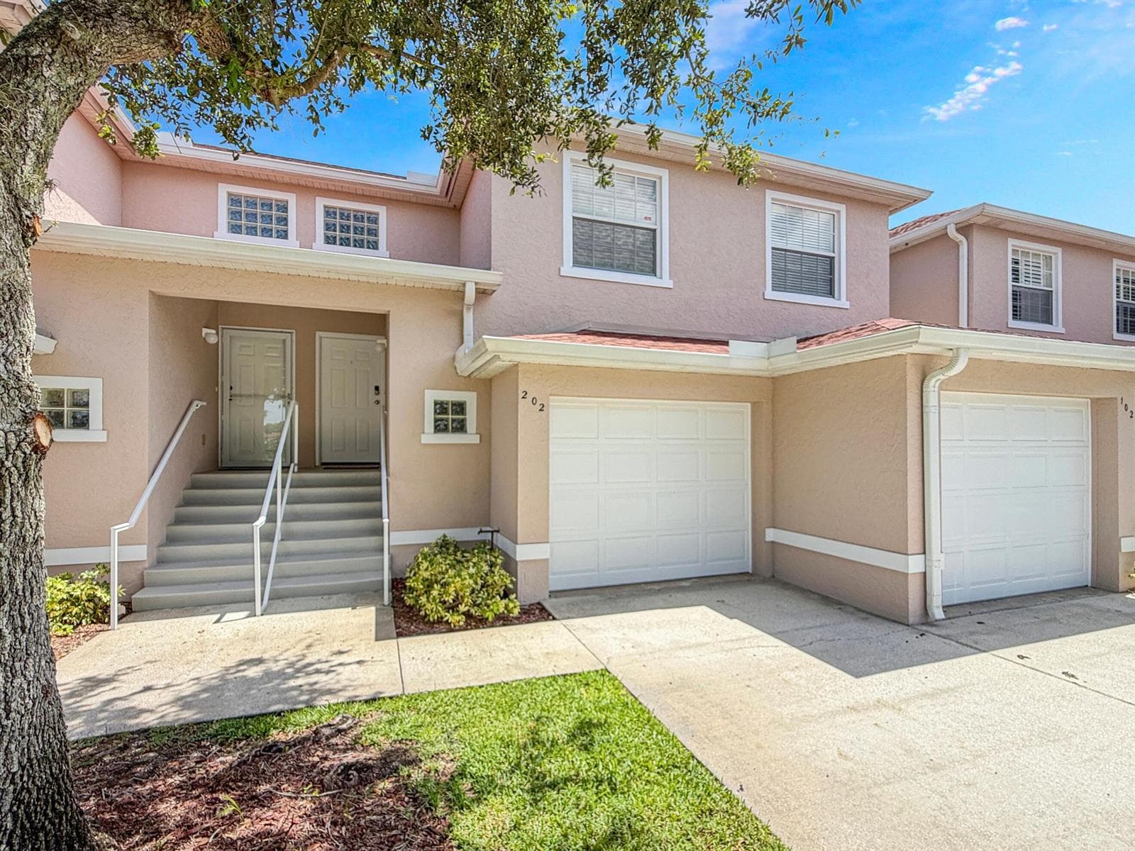 295 Grand Royale Circle # 202, Vero Beach, FL 32962