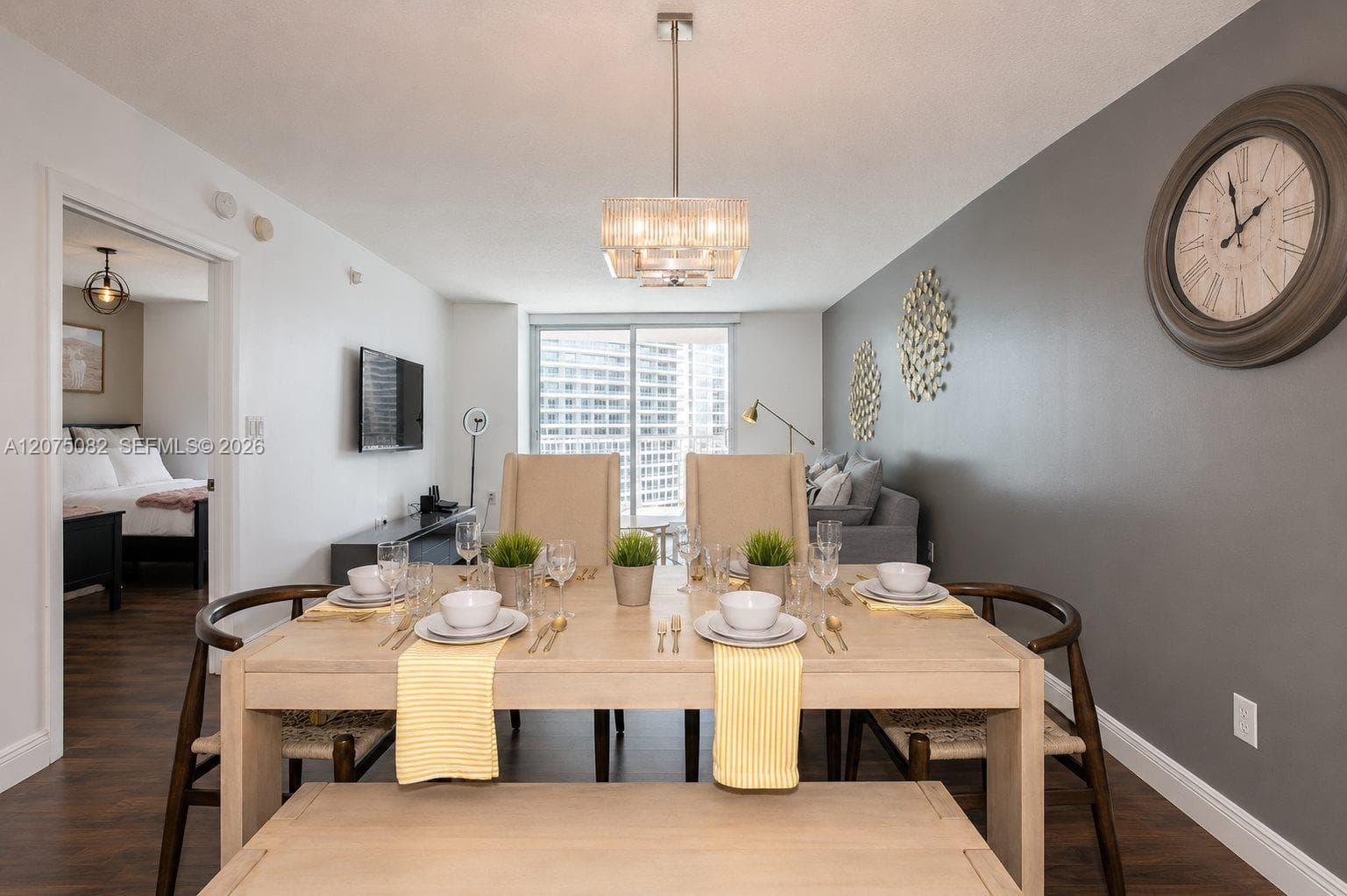 1200 Brickell Bay Dr # 3207, Miami, FL 33131 photo 4