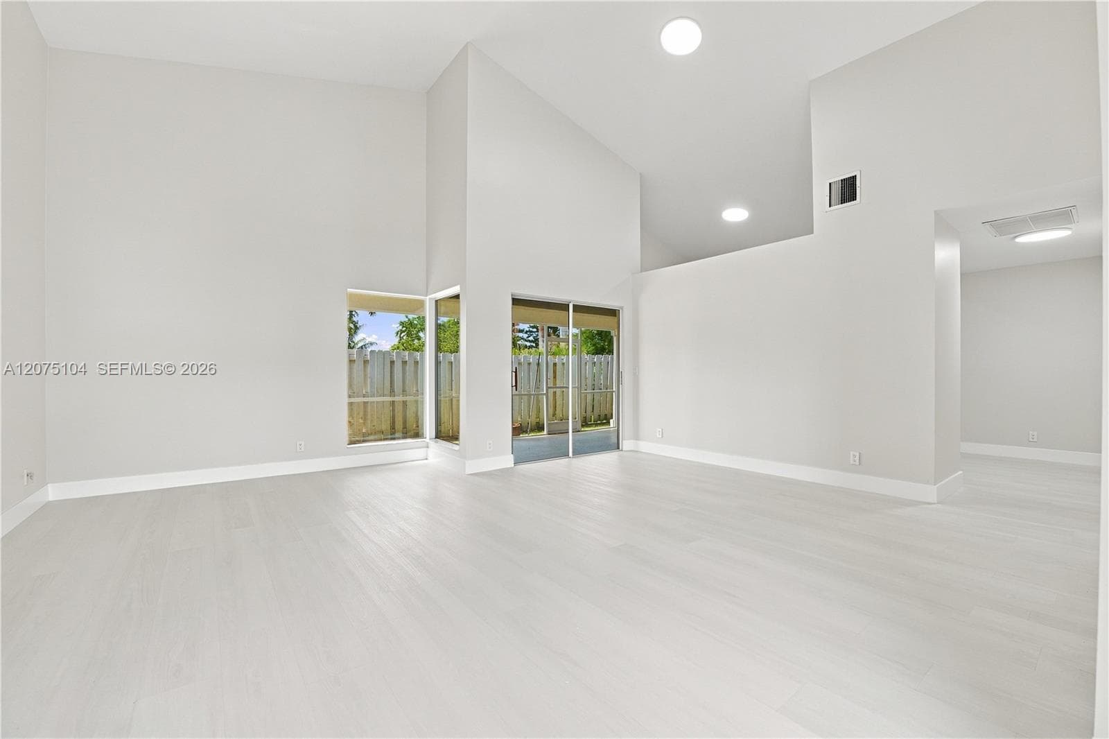 1181 SW 108th Ter, Davie, FL 33324 photo 2