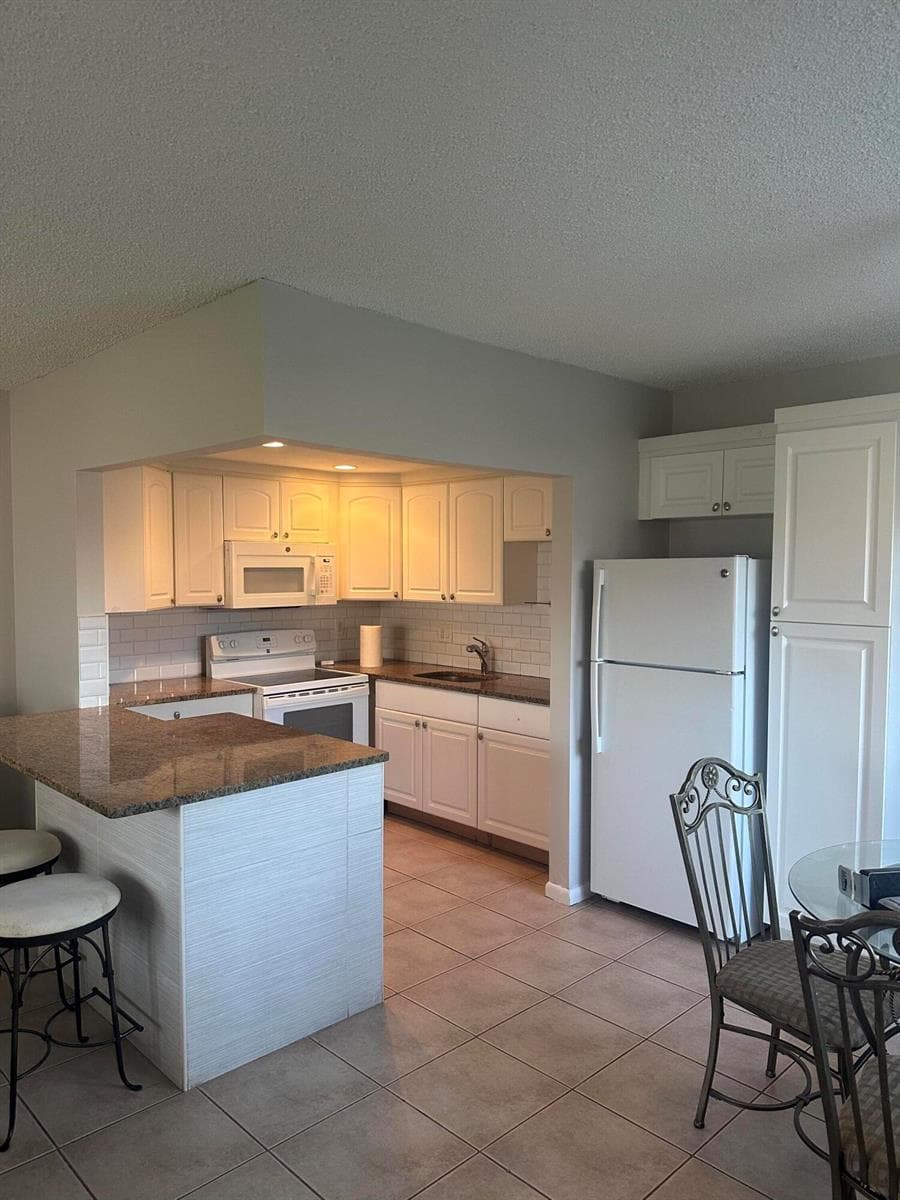 128 NORWICH F, West Palm Beach, FL 33417 photo 5