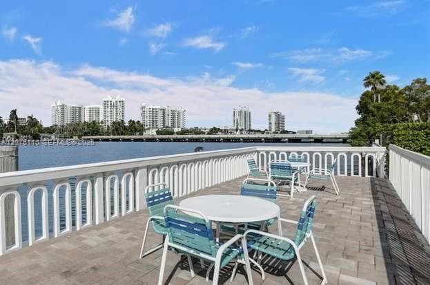 1455 N Treasure Dr # PH-H, North Bay Village, FL 33141 photo 5