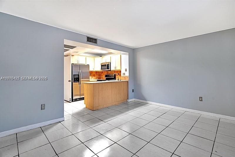 2194 W 60th St # 22212, Hialeah, FL 33016 photo 3