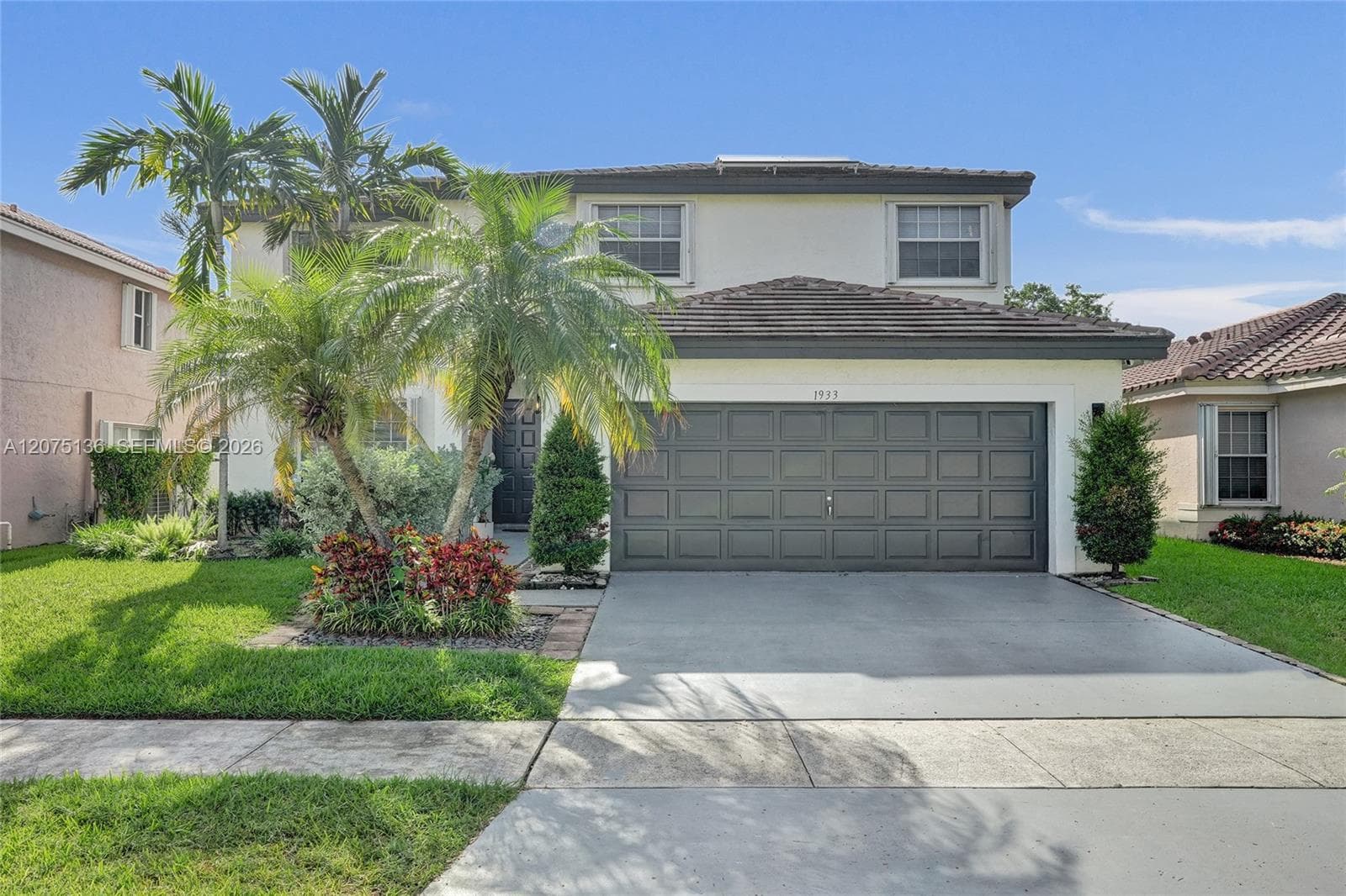 1933 SW 180th Ter, Miramar, FL 33029 photo 3