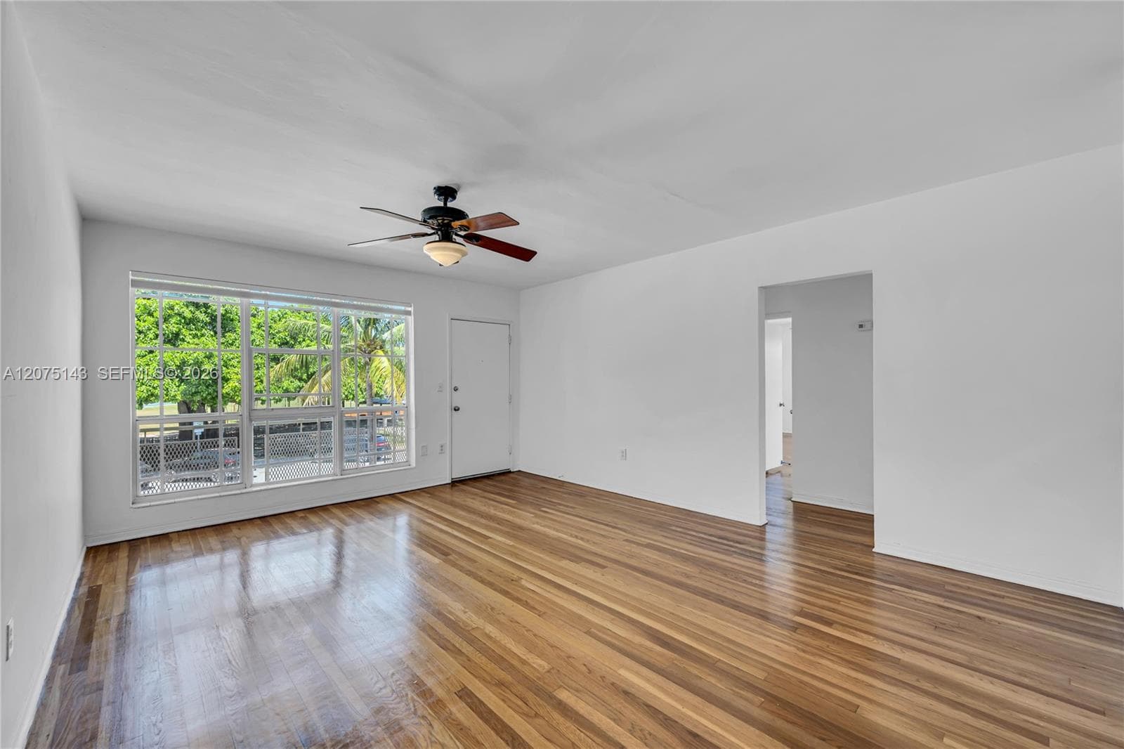 800 W 42nd St # 1B, Miami Beach, FL 33140 photo 3